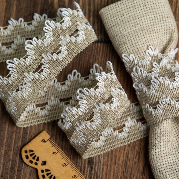 Кружево вязаное (тесьма) 29 мм, диз. 966, цв.201 лен с белым, уп. 25 м, Kruzhevo