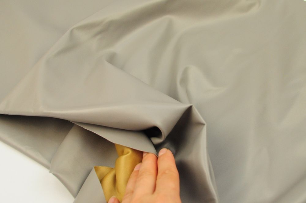 Кожа искусственная на трикотаже (ткань) 240 г/м², 140 см, цв.07 серый, 25м /TOS/