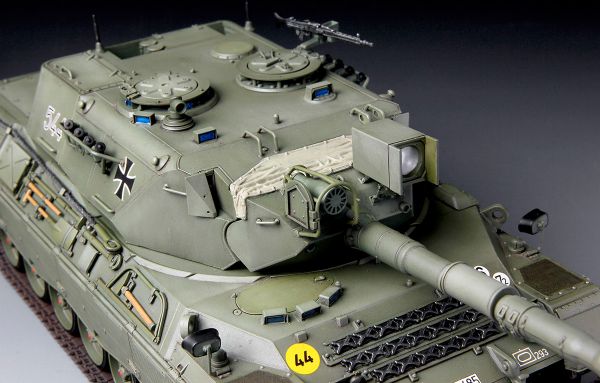 Модель сборная: танк, Main Battle Tank Leopard 1 A3/A4 1/35, Meng TS-007