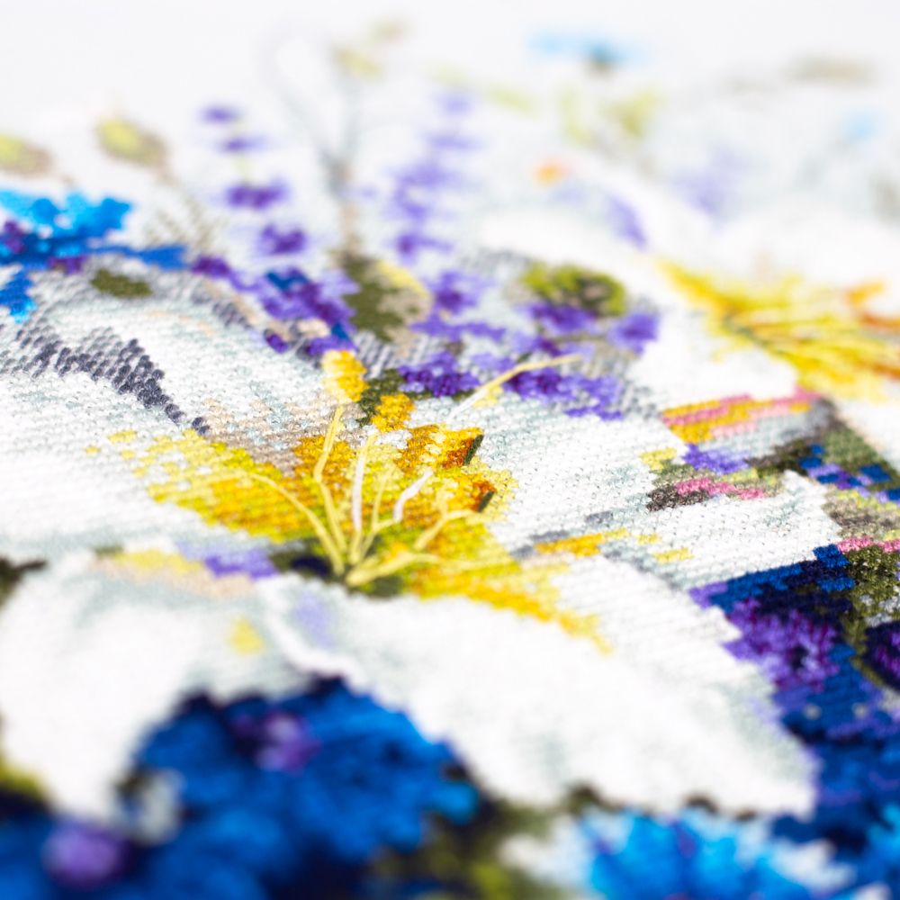 Набор для вышивания нитками Чудесная игла Premium 310-227, Нежный дуэт, 40х25 см