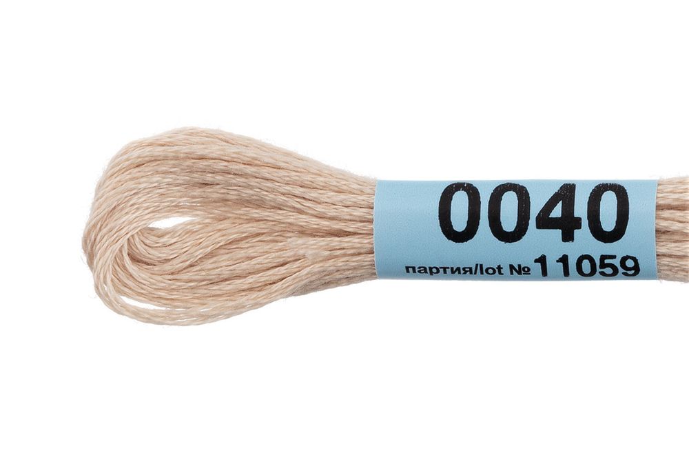 Мулине Gamma 100% хлопок, цв.0040 кремовый, 24 мотка по 8 метров