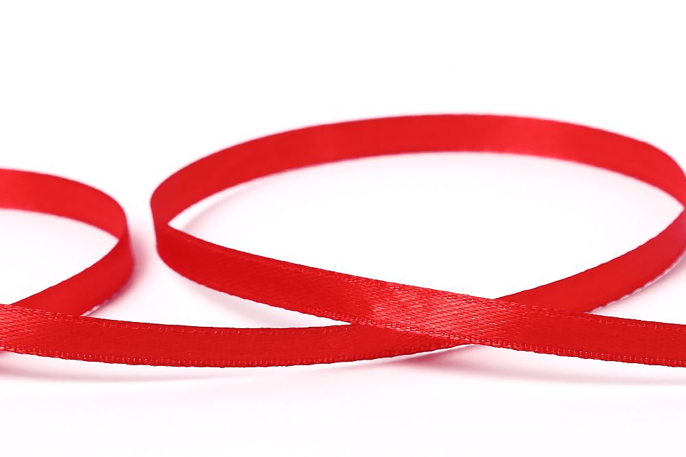 Лента атласная 1-сторонняя 6.0 мм / 33±2 метра, 112 т.красный, Gamma