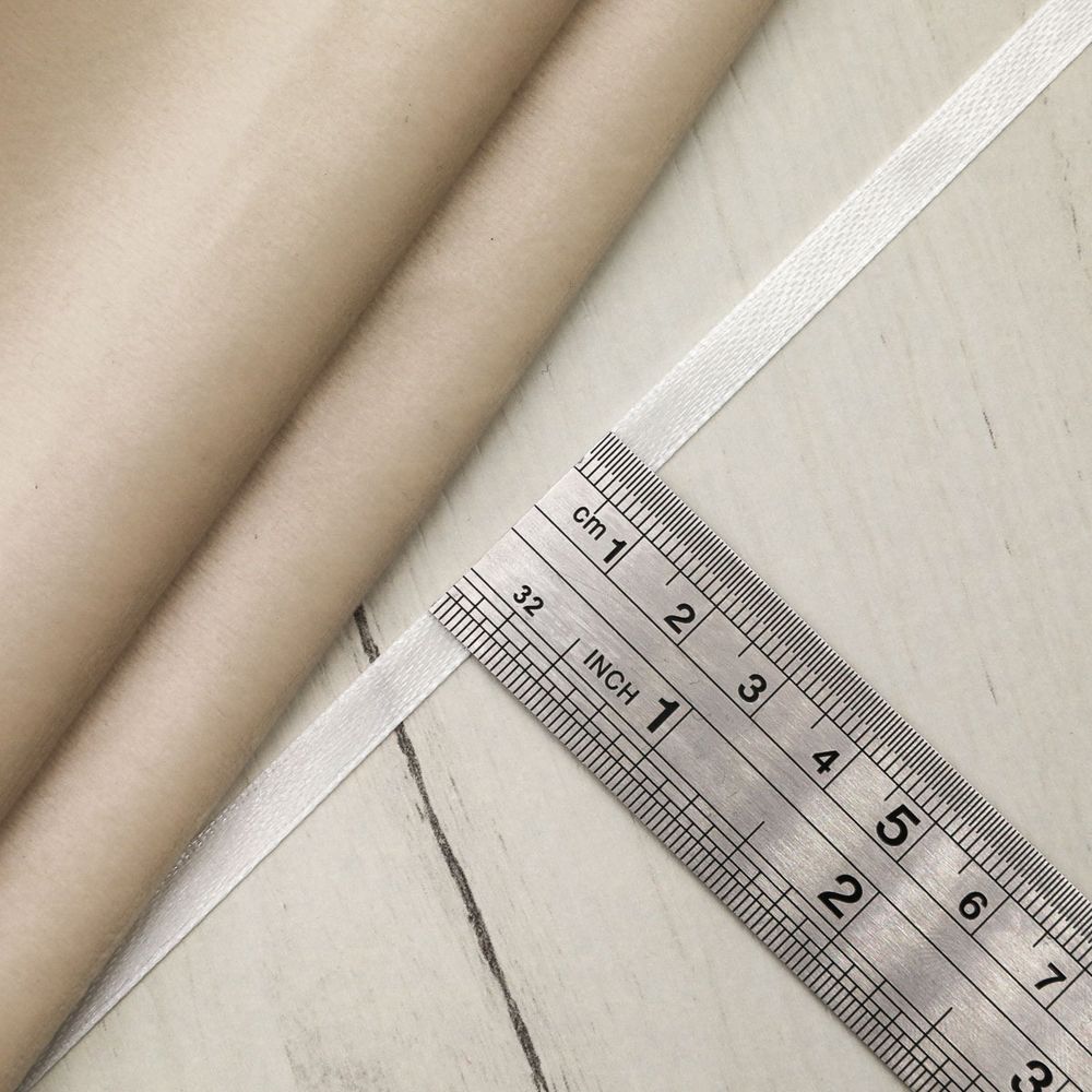 Лента атласная 1-сторонняя 6.0 мм / 22.86±1 метров, 002 белый, Globus