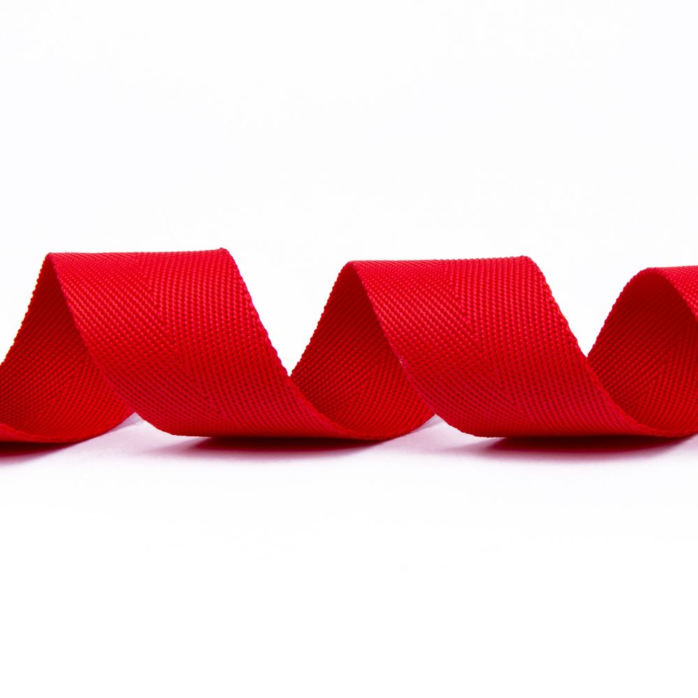 Стропа (ременная лента) 35 мм / 25 метров, толщ. 1.13 мм, [14.4 г/пог.м], 100% п/а, рис. 9358, красный, Gamma С3765Г17