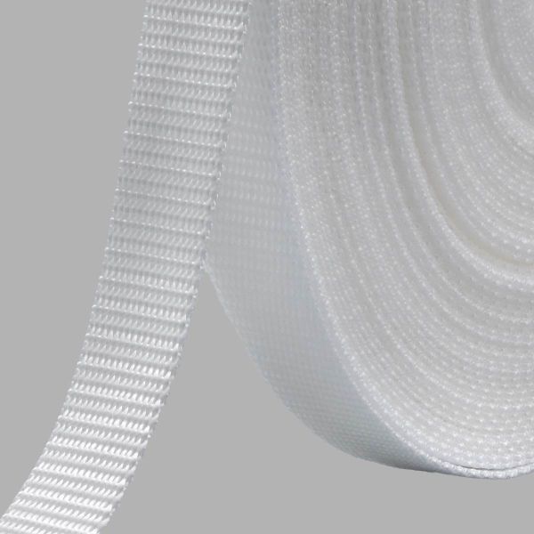 Стропа (ременная лента) 20 мм / 25 метров, толщ. 1.0 мм, [11 г/пог.м], 100% п/п, 1 белый