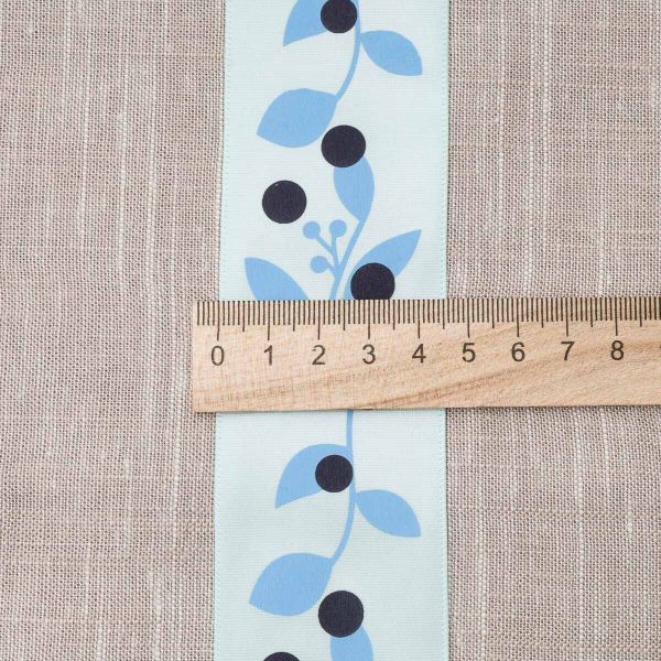 Лента атласная с рисунком 45.0 мм / 22.5±1 метров, Ягодная ветвь, голубой, Globus