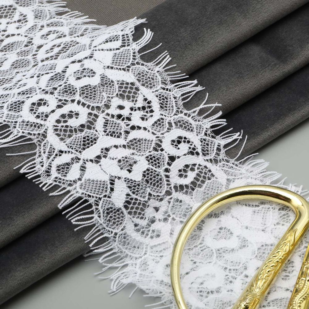 Кружево шантильи (реснички) на сетке 85 мм, белый, 3 метра