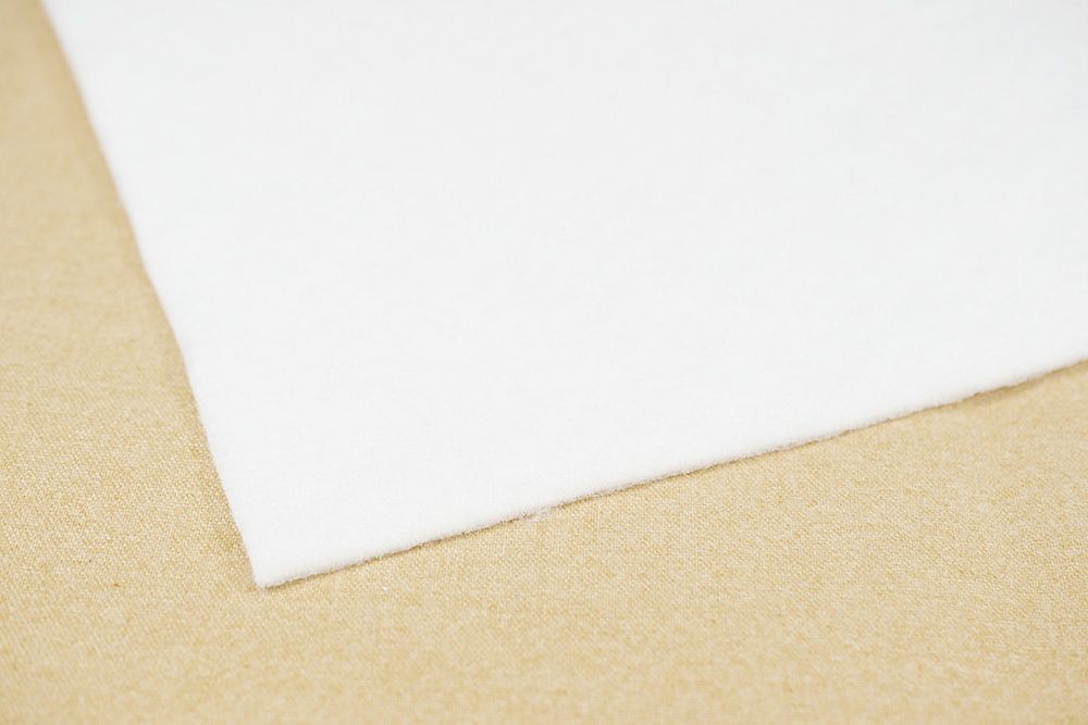 Наполнители для квилтов (полиэстер) 300г, 14 метров, AU-HQ300W10 Наполнители для квилтов (полиэстер) 300г, 14 метров, AU-HQ300W10