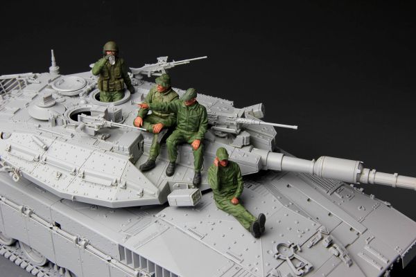Модель сборная: танкисты /РП/, IDF Tank Crew 1/35, Meng HS-002