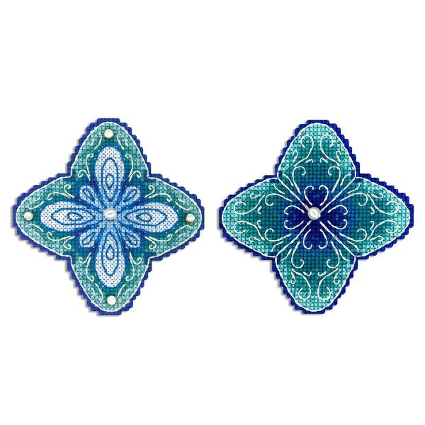 Набор для вышивания нитками МП Студия Р-1101, на пластиковой канве Морозный цветок, 9х9 см