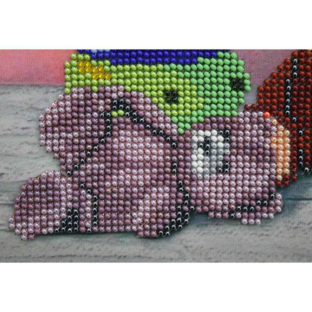 Набор для вышивания бисером Hobby&Pro, Игрушки для Алисы, 33х30 см