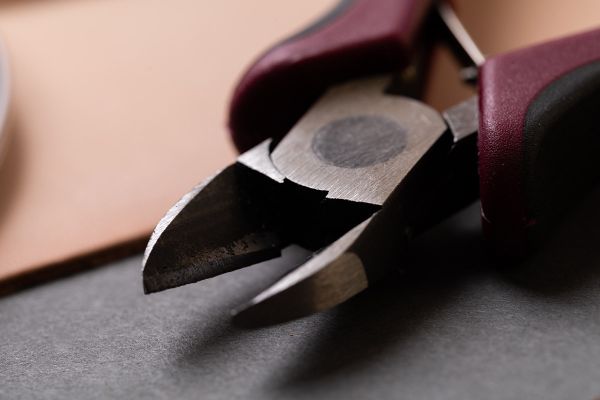 Инструмент для бижутерии: Кусачки боковые 4.5 Micron HTP-105