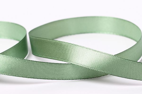 Лента атласная 1-сторонняя 12.0 мм / 33±2 метра, 105 зеленый, Gamma