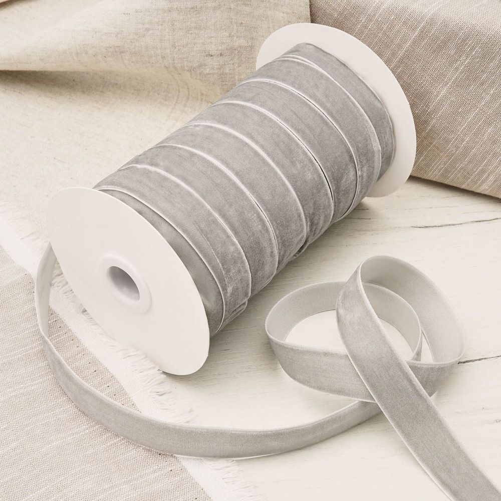 Лента бархатная (тесьма) 20.0 мм / 32.9±2 метров, 0081-1901, 182 серый