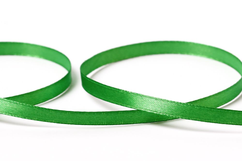 Лента атласная 1-сторонняя 6.0 мм / 33±2 метра, 134 зеленый, Gamma