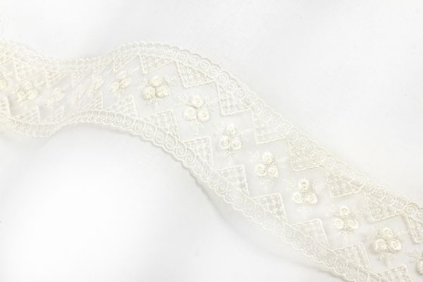 Кружево на сетке 59 мм / 10 м, слоновая кость, Gamma GKM-5902