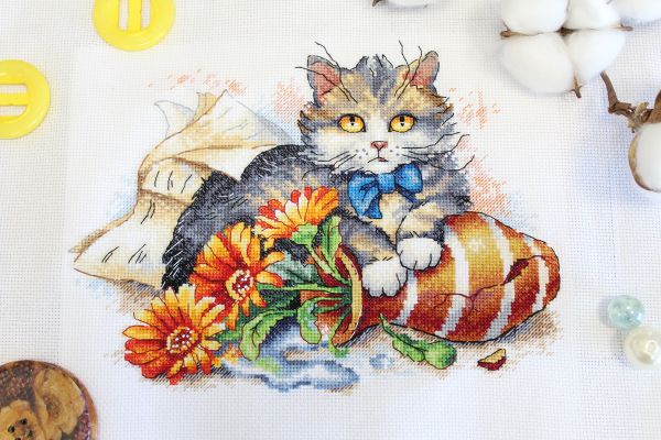 Набор для вышивания нитками МП Студия, Пушистый озорник, 18х23 см