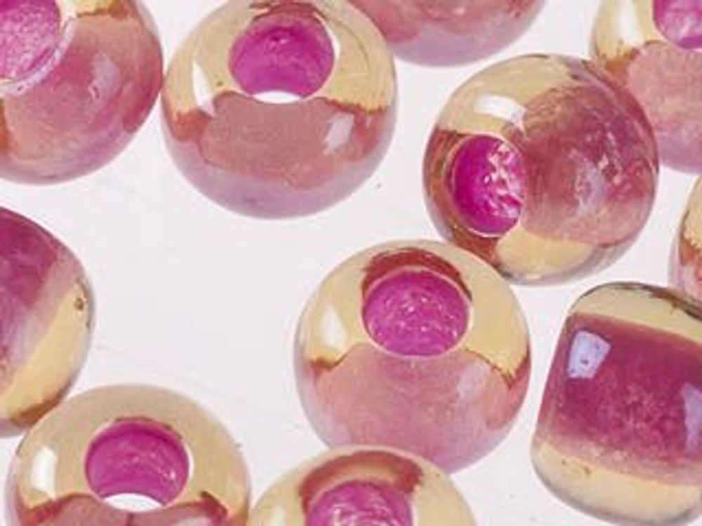 Бисер Preciosa прозрачный, цветной центр 10/0 (2.3 мм), 1х50г, цв. 11028