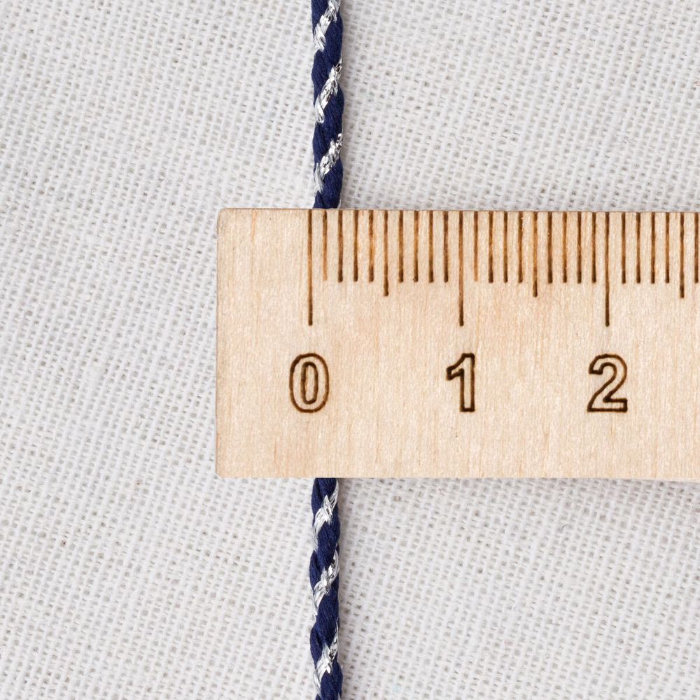 Шнур отделочный с метанитом ⌀3.0 мм / 20м (полиэстер 68%, метанит 32%), синий с серебром, Р2869