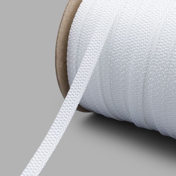 Стропа (ременная лента) 10 мм / 100 метров, толщ. 0.5 мм, [6 г/пог.м], 100% п/э, 003 белый