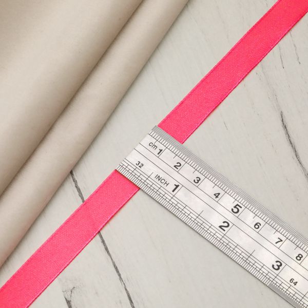 Лента атласная 1-сторонняя 12.0 мм / 22.86±1 метров, 013 яр.розовый, неон, Globus