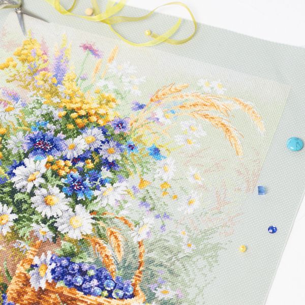 Набор для вышивания нитками Чудесная игла Premium 310-230, Черничное лукошко, 32х40 см