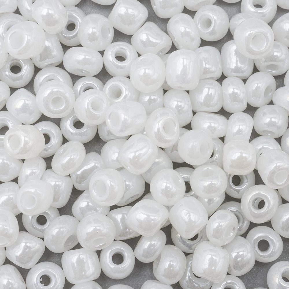 Бисер Astra&Craft 6/0 (4.1 мм), 150 г (10х15 г), цв. 141 белый/жемчужны