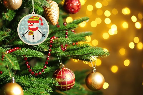 Алмазная (кристальная) мозаика Фрея, Снеговичок, 9х9.5 см