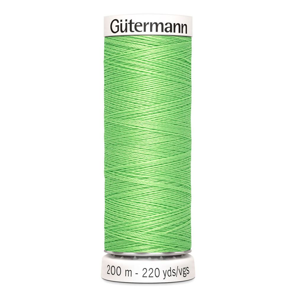 Нитки универсальные Gutermann Sew-all 100 (200 метров), 5 кат. | 153 салатовый