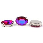 Хрустальные стразы в цапах овальной формы, фуксия 13х18 мм, 3 шт., ОЦ006НН1318