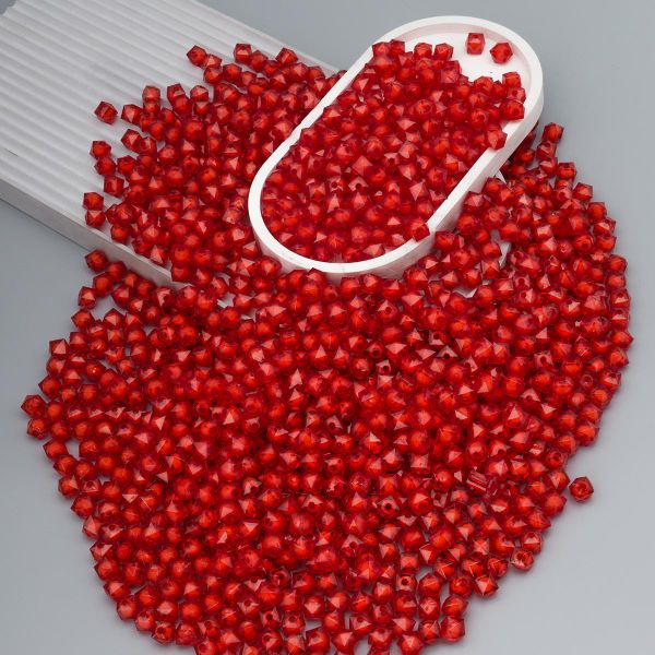 Бусины акрил ⌀10 мм, 500 г, в цвете с белой сердцевиной, граненый куб, 22 красный, Astra&Craft