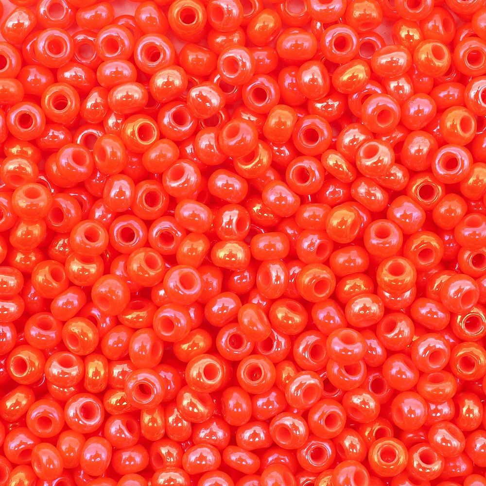 Бисер Preciosa 10/0 (2.3 мм), 500 г, непрозрачный с радужным покрытием, круг.отв., (94140) 331-19001-10/0