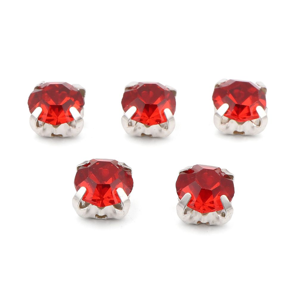 Стразы хрусталь в металлических цапах 6х6 мм, серебро / красный, 20 шт, СЦ012НН66