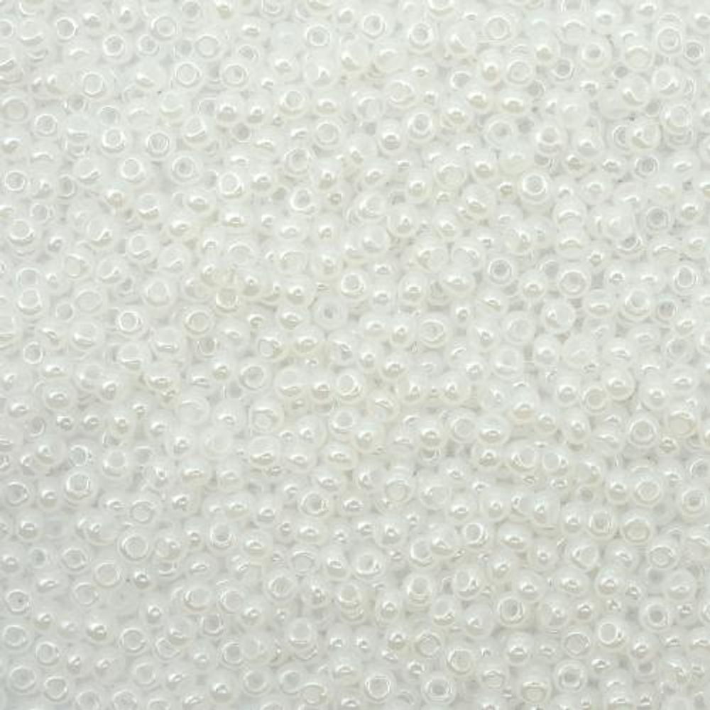 Бисер Preciosa 10/0 (2.3 мм), 1х50 г, непрозрачный с покрытием, цв. 57102 Бисер Preciosa 10/0 (2.3 мм), 1х50 г, непрозрачный с покрытием, цв. 57102