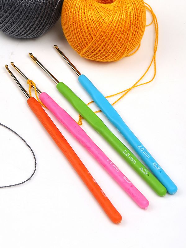 Набор крючков для вязания Maxwell Gold односторонние с золотой головкой арт.MAXW.38597 (1.5 мм, 1.7 мм, 2.0 мм, 2.5 мм)