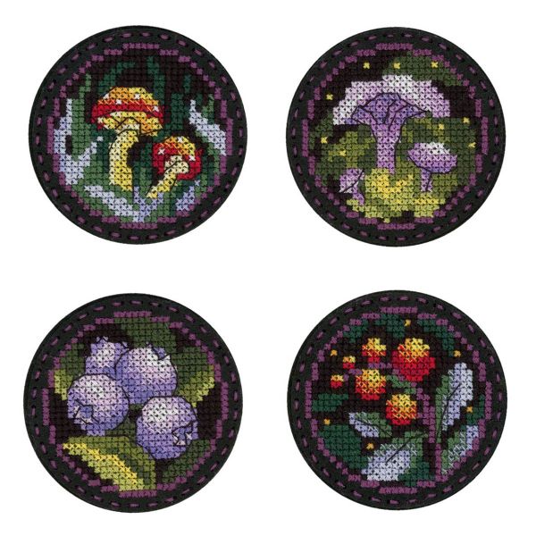 Набор для вышивания на перфорированном фетре МП Студия Лесные сюжеты. Значки. Магниты 6х6 см, Т-1023