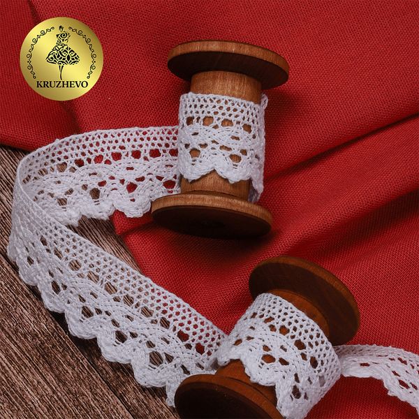 Кружево вязаное (тесьма) 30 мм, 6585 цв.02 белый, 25м, Kruzhevo