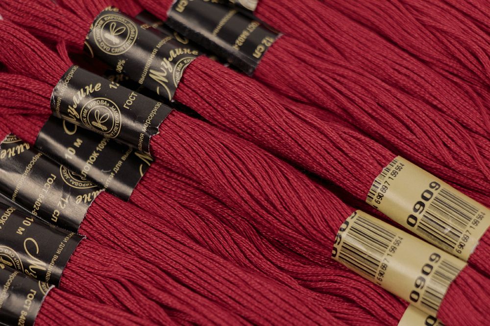 Мулине Ideal МШ, 24 мотка по 8 метров, цв. 119 красный