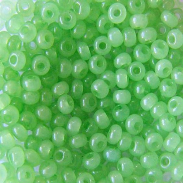 Бисер Preciosa алебастр окрашенный 10/0 (02161) круг.отв, 50 г