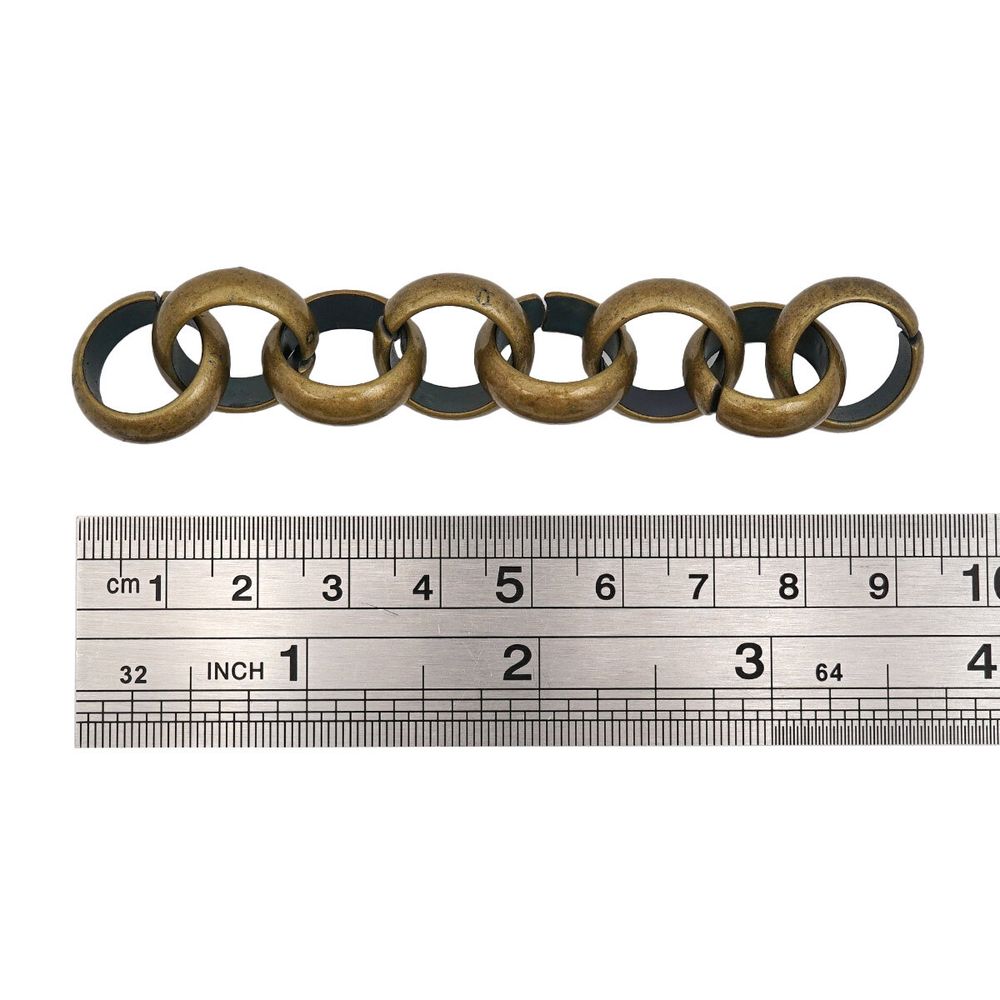 Цепь пластик 10 см, размер звена 18х18 мм, латунь