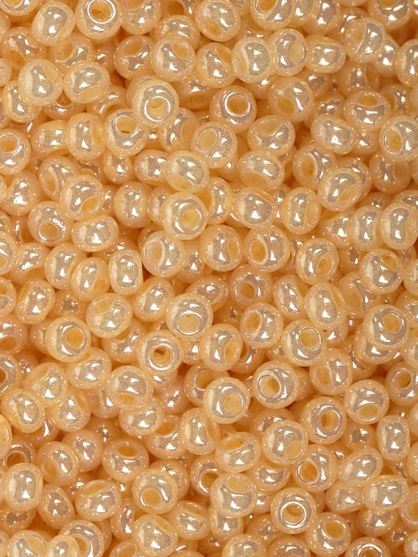 Бисер Preciosa 10/0 (2.3 мм), 50 г, Shell цв. 47185/331-19001