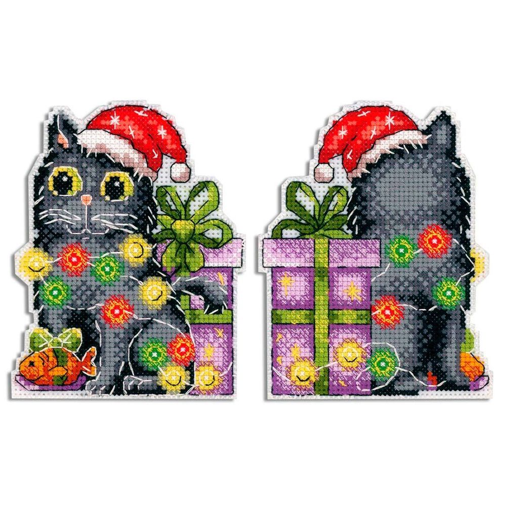 Набор для вышивания нитками МП Студия, елочная игрушка Кот с гирляндой. 12х9см
