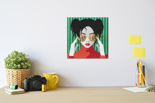 Алмазная (кристальная) мозаика Фрея, постер Девушка в красном, 30х30 см