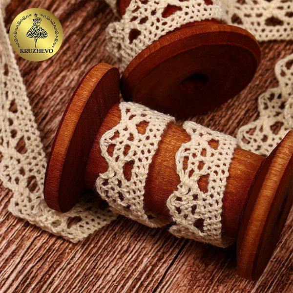 Кружево вязаное (тесьма) 15 мм / 182.8м, 5635 цв.102 молочный, Kruzhevo