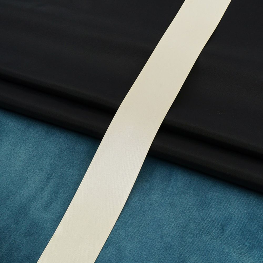 Лента атласная 2-сторонняя 38.0 мм / 22.86±1 метров, C1008 молочный, 6102-0015, Globus