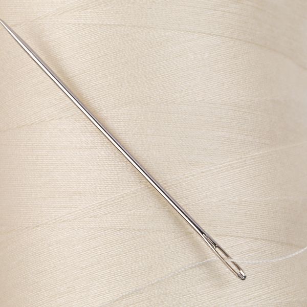 Нитки универсальные Nitka 40/2, 4570 м (5000 ярд) / 1 кат., 126 кремовый