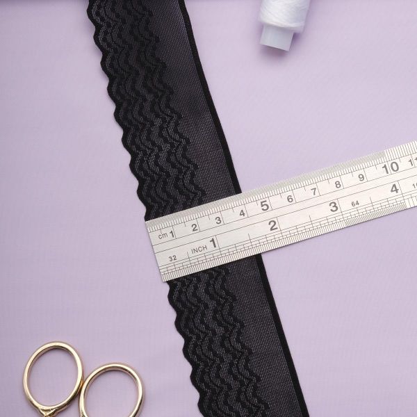 Кружево эластичное (стрейч) 42 мм / 22.86 метра, черный, 3AR2758