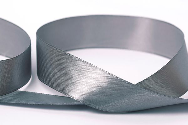 Лента атласная 1-сторонняя 25.0 мм / 33±2 метра, №139 серый, в термоплёнке, Gamma