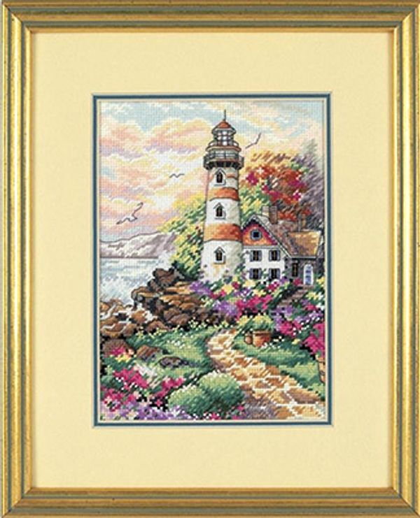 Набор для вышивания нитками Dimensions 06883, Маяк на рассвете, 13х18 см