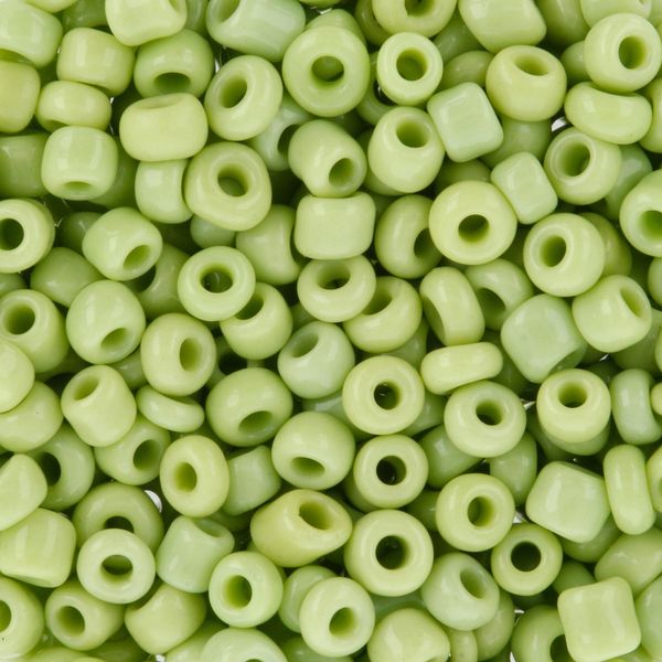 Бисер Zlatka 8/0 (2.9 мм), 100 г (10х10 г), №0044 салатовый, GR